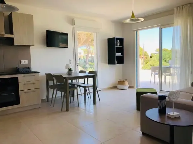 3625 Strada Territuriale, 20260 Lumio, France - Piece de Vie