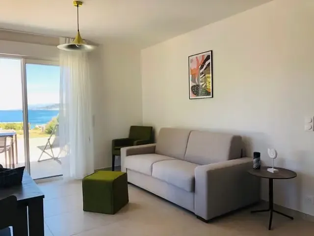 3625 Strada Territuriale, 20260 Lumio, France - Salon