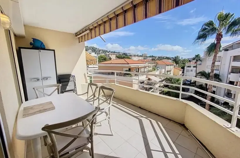 Listings 5 T2 Palm Beach Terrasse