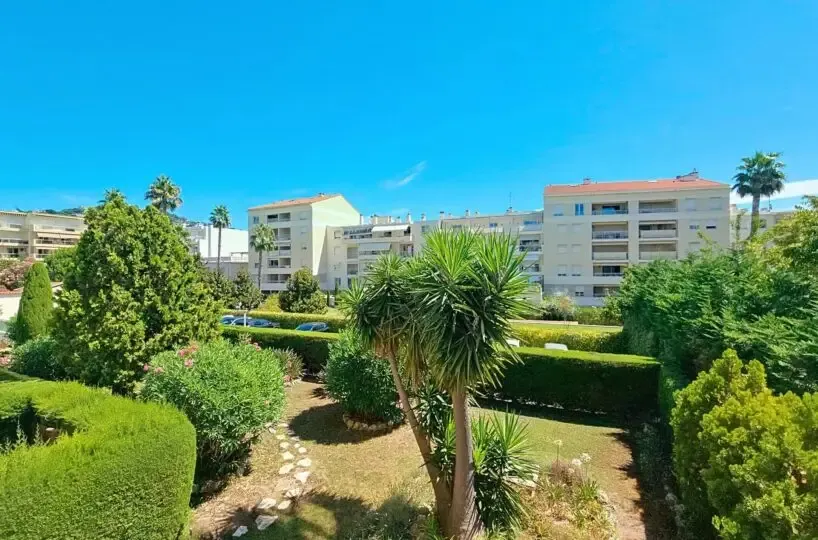 Listings 5 T3 Renove Vue Jardin