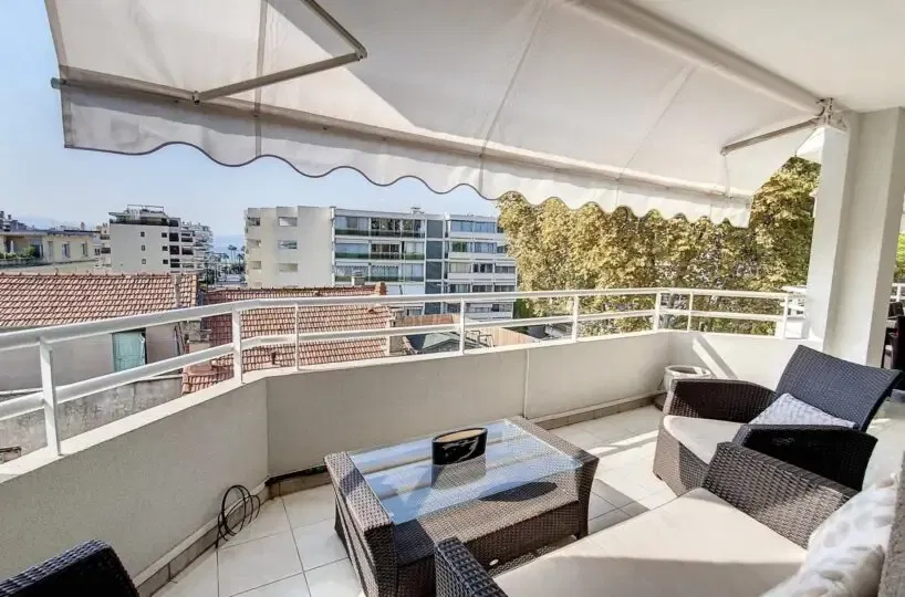 T3CannesPalmBeachTerrasseCouverte