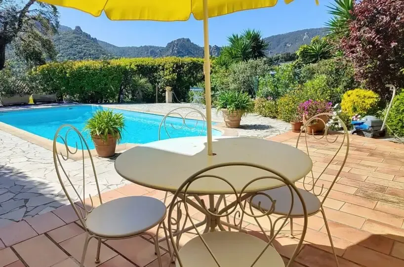 Listings 4 VillaStJeanCannesJardinarbore