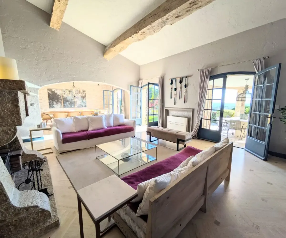 Villa T6 Mougins Salon vue mer