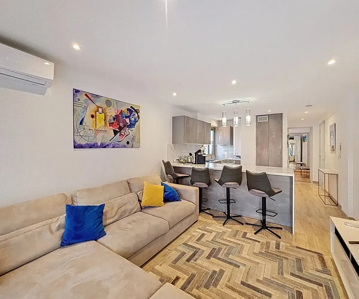 T2 Dernier etage Salon