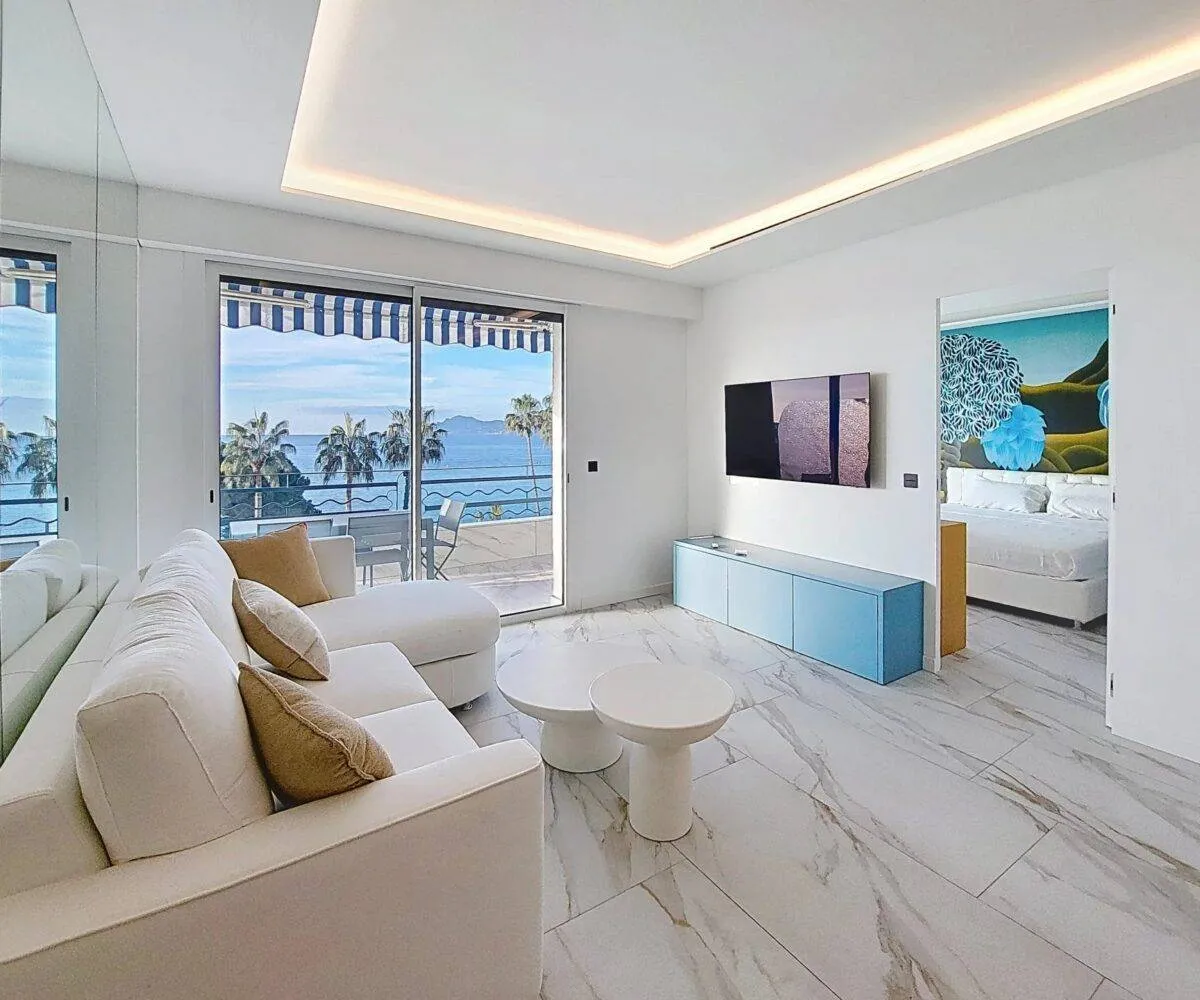 T3 Croisette Salon Vue Mer