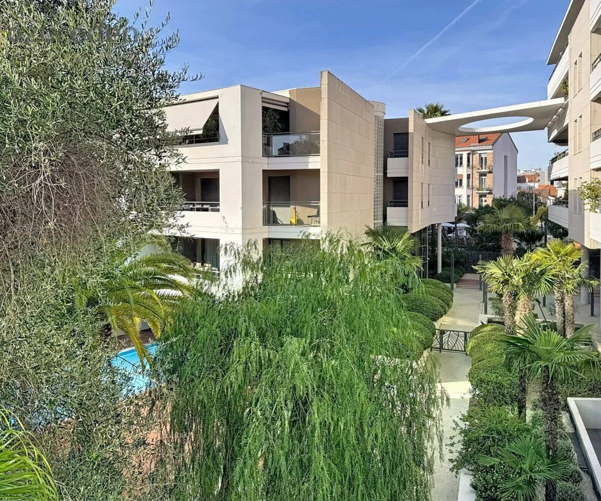 T3 Montfleury Vue dégagée