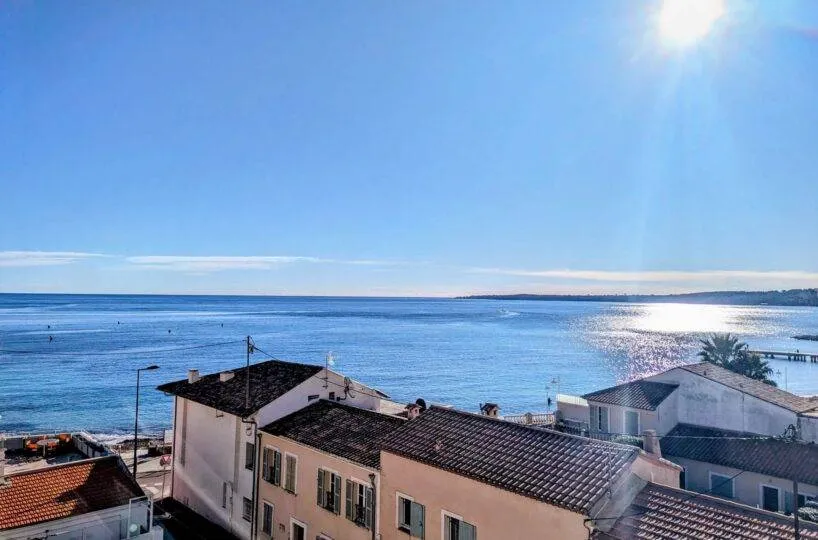 T3 Mouré Rouge Vue Mer